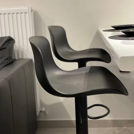 Elite With Private Parking