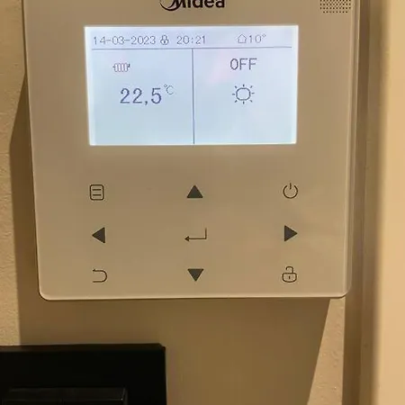 Elite With Private Parking *