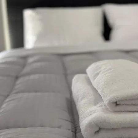 Elite With Private Parking *