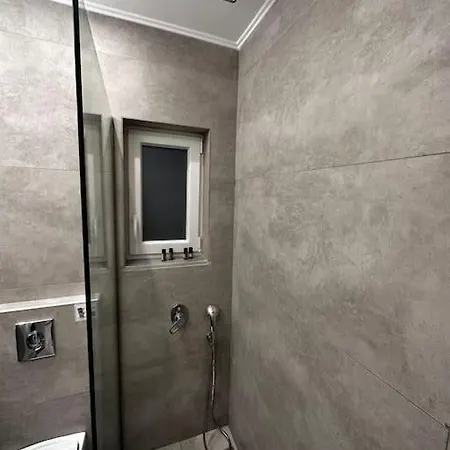 아파트 Elite With Private Parking 카발라