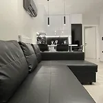 Elite With Private Parking Apartman Kavála