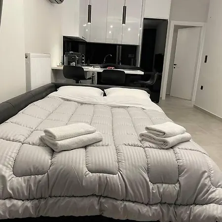 Elite With Private Parking קאבאלה