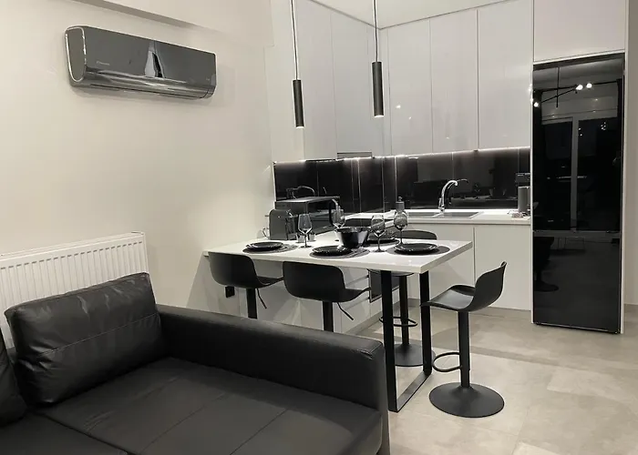 Elite With Private Parking Apartment Kavala